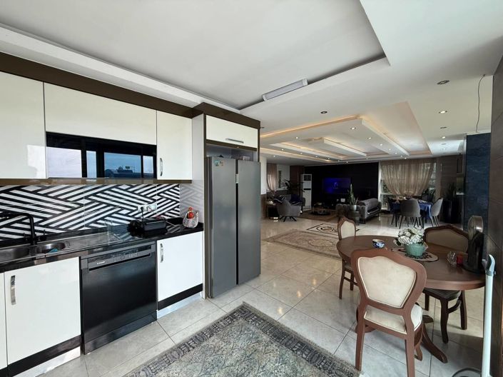 Image No.12-4 Bed House/Villa for sale