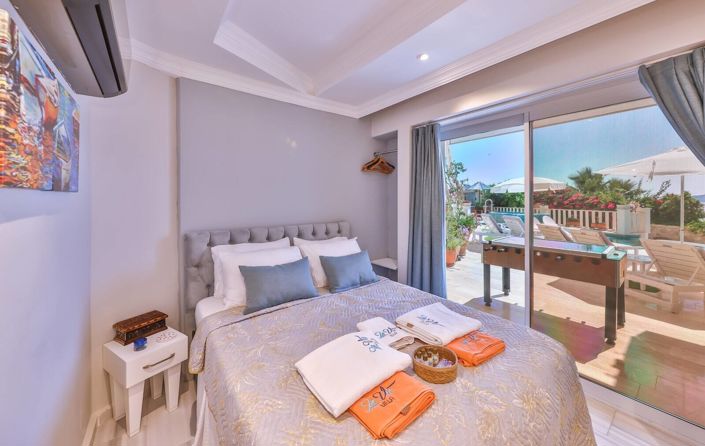 Image No.10-5 Bed House/Villa for sale