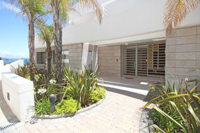 Exterior 15