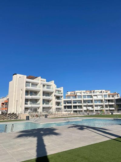 Image No.5-2 Bed Apartment for sale