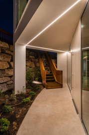 Exterior 7