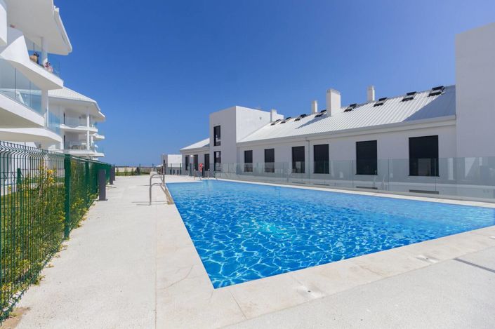 Image No.20-3 Bed Apartment for sale