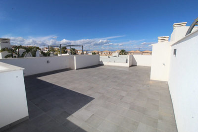 Exterior 4
