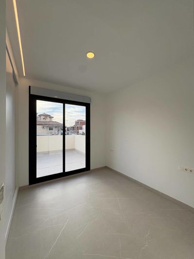 Image No.17-3 Bed House/Villa for sale