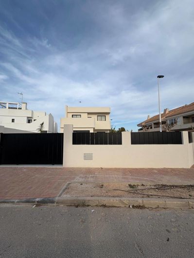 Image No.5-3 Bed House/Villa for sale