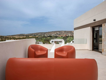 Exterior 4