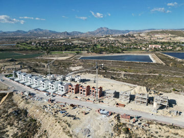 Exterior 8