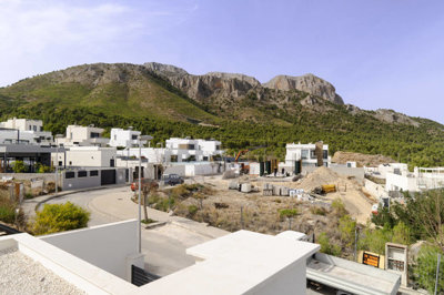 Exterior 3