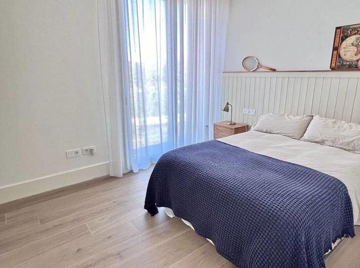 Image No.19-4 Bed House/Villa for sale