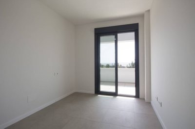 Interior 5