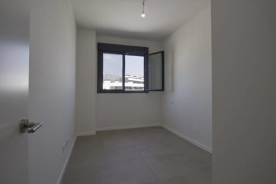 Interior 9