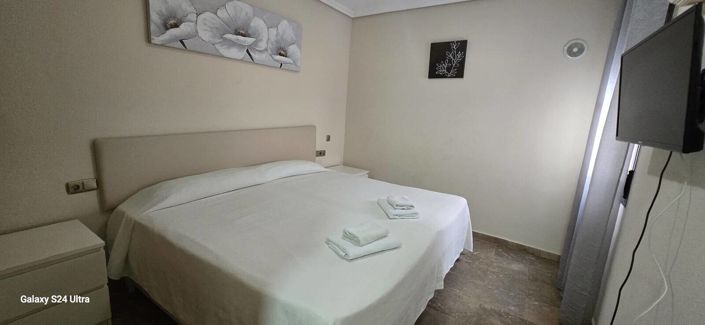 Image No.9-3 Bed Apartment for sale