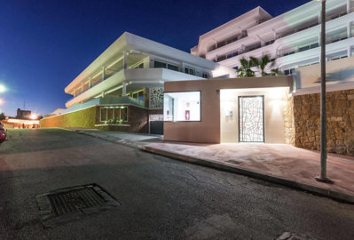Exterior 9