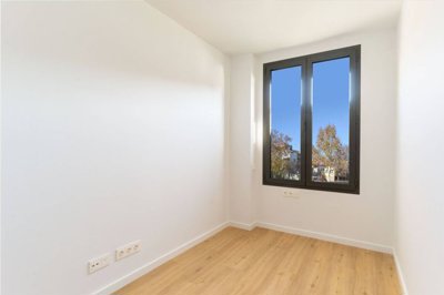 Interior 5