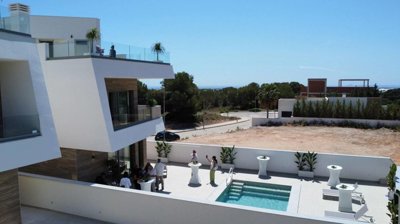 Exterior 10