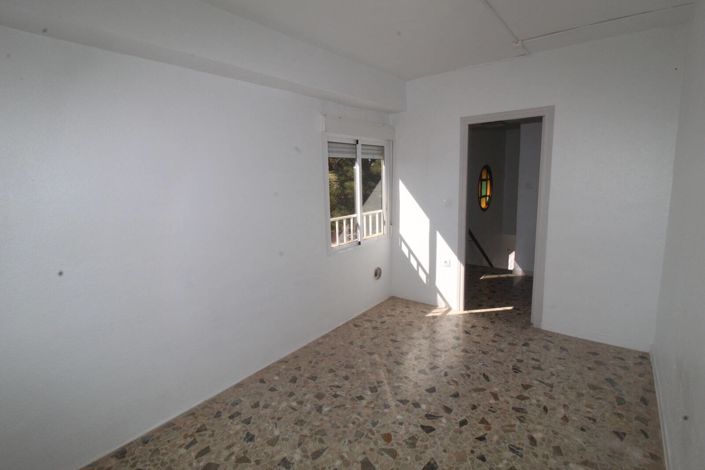Image No.26-6 Bed House/Villa for sale