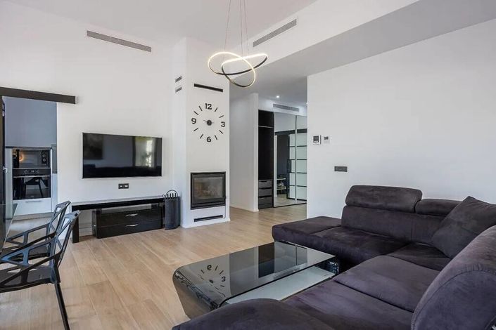 Image No.49-4 Bed House/Villa for sale