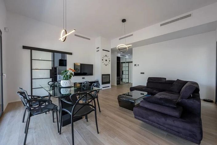 Image No.50-4 Bed House/Villa for sale