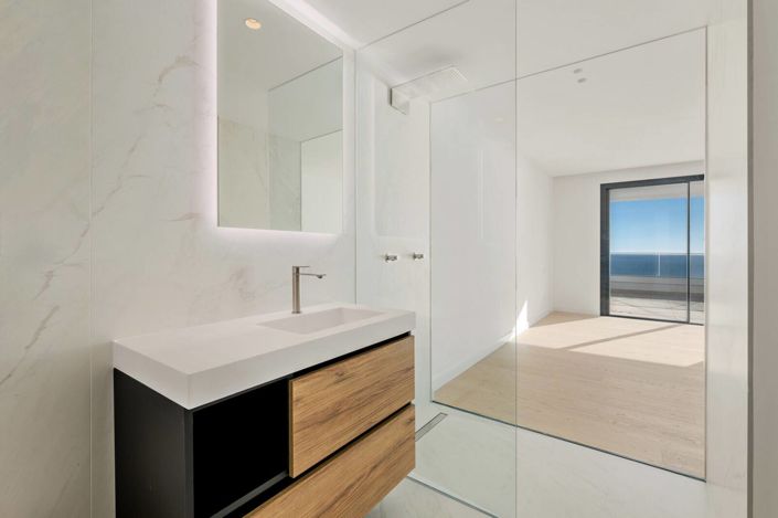 Image No.29-3 Bed Apartment for sale