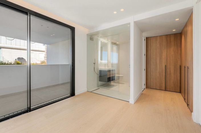 Image No.36-3 Bed Apartment for sale