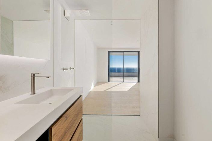 Image No.40-3 Bed Apartment for sale