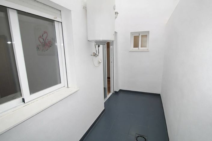 Image No.12-3 Bed Apartment for sale