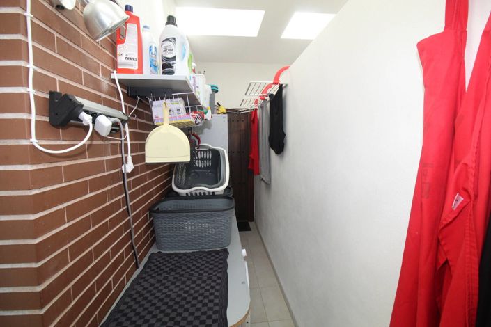 Image No.37-3 Bed Apartment for sale