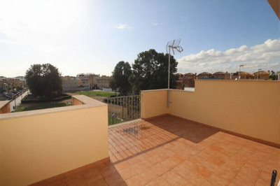 Exterior 11