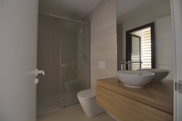 Image No.20-2 Bed Apartment for sale