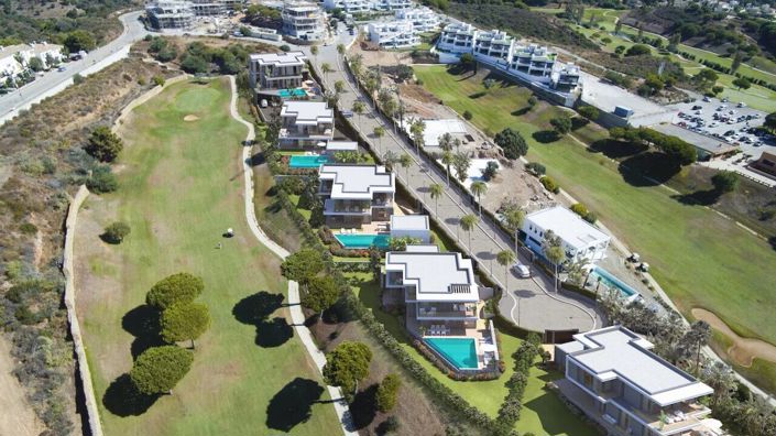 Image No.9-5 Bed House/Villa for sale