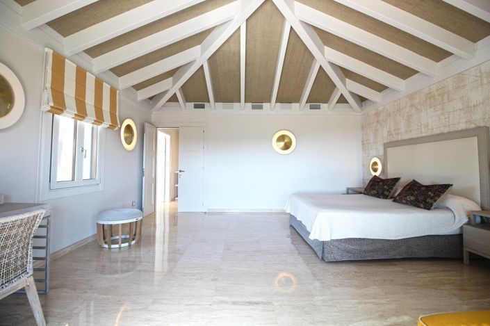 Image No.30-House/Villa for sale