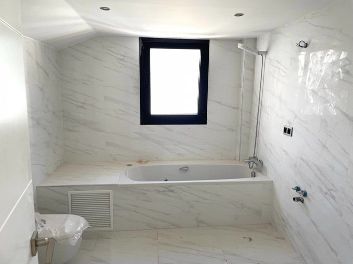 Image No.13-5 Bed House/Villa for sale