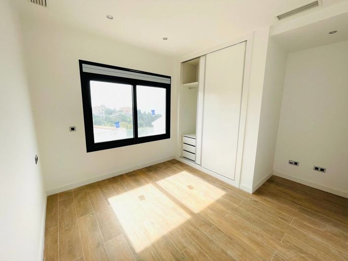 Image No.19-5 Bed House/Villa for sale