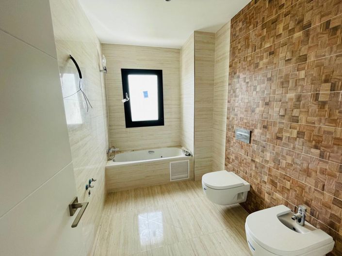 Image No.27-5 Bed House/Villa for sale