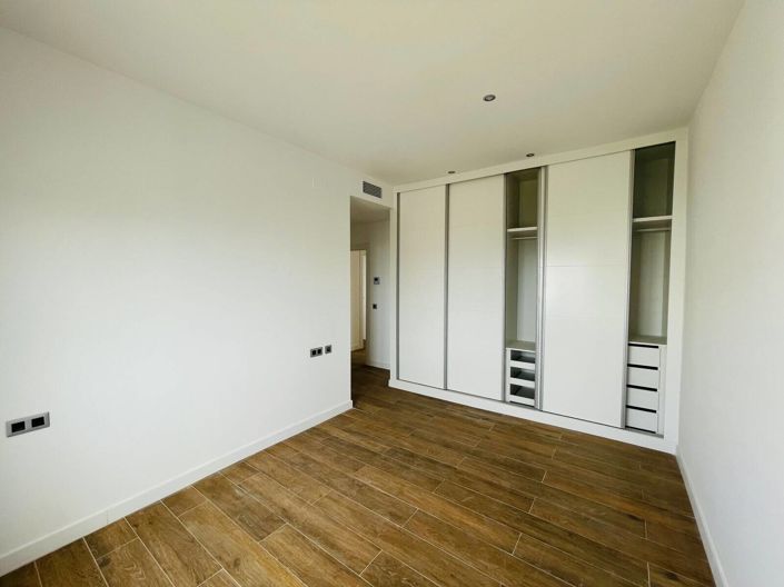 Image No.41-5 Bed House/Villa for sale