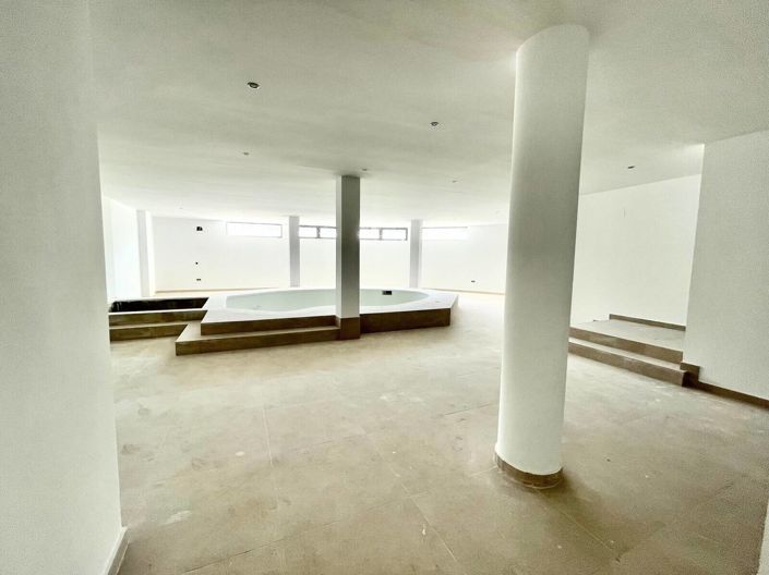 Image No.6-5 Bed House/Villa for sale