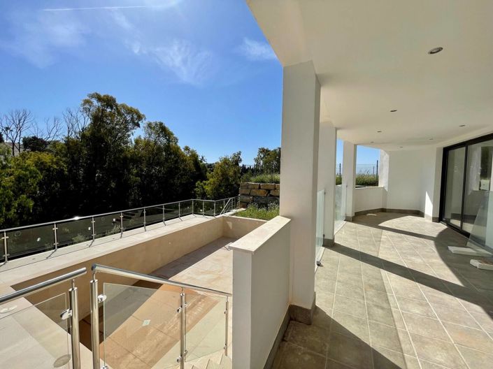 Image No.7-5 Bed House/Villa for sale