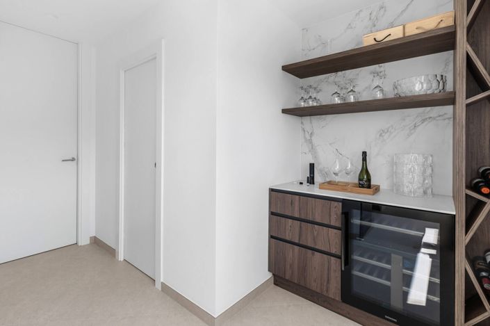 Image No.15-4 Bed House/Villa for sale