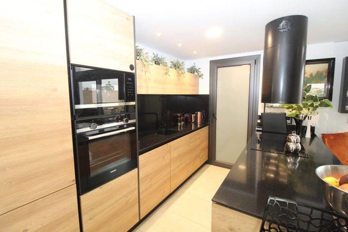 Image No.14-3 Bed Apartment for sale