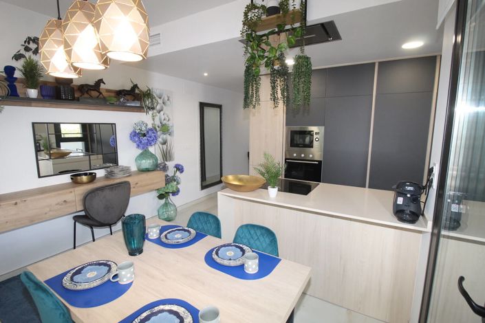 Image No.10-3 Bed Apartment for sale