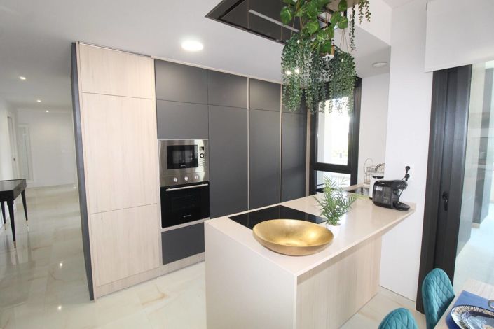 Image No.13-3 Bed Apartment for sale