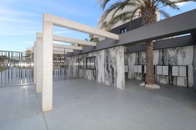Exterior 9