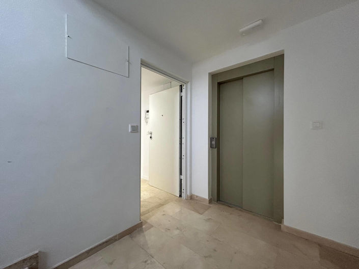 Image No.19-2 Bed Apartment for sale