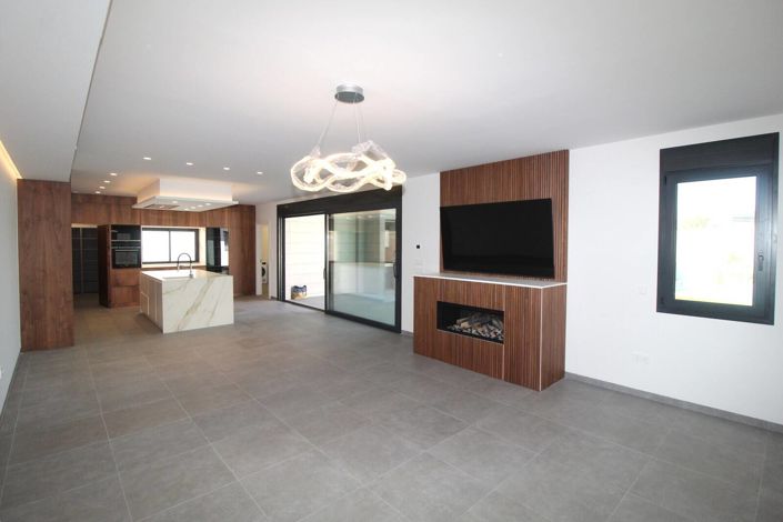 Image No.18-5 Bed House/Villa for sale