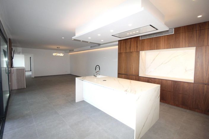 Image No.20-5 Bed House/Villa for sale