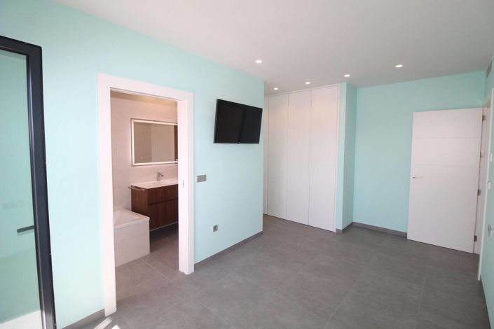 Image No.27-5 Bed House/Villa for sale