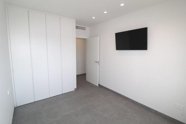 Image No.34-5 Bed House/Villa for sale