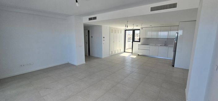 Image No.15-3 Bed Apartment for sale