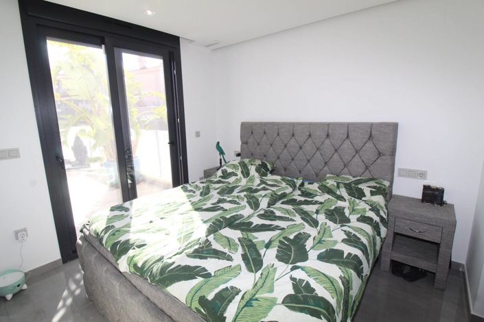 Image No.18-3 Bed House/Villa for sale