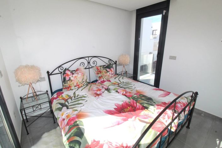 Image No.23-3 Bed House/Villa for sale